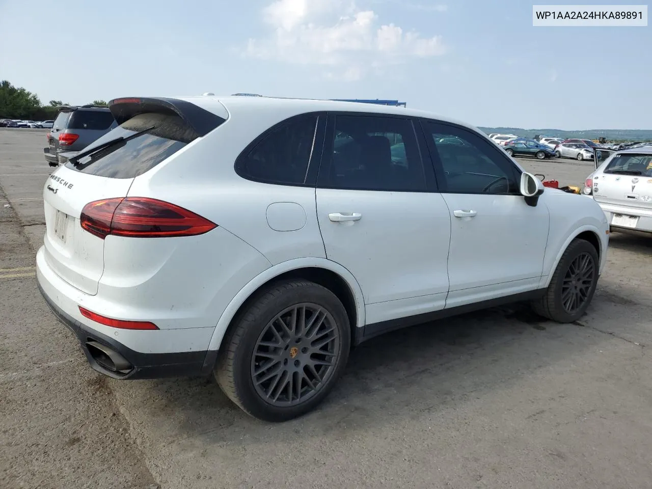 WP1AA2A24HKA89891 2017 Porsche Cayenne