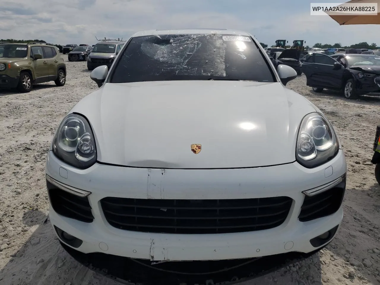 WP1AA2A26HKA88225 2017 Porsche Cayenne