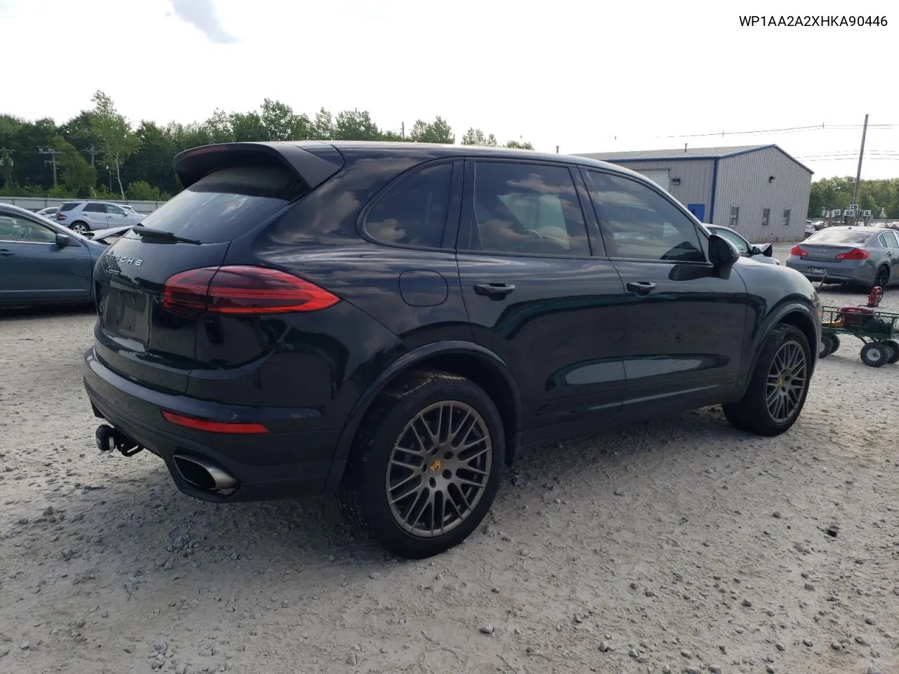 WP1AA2A2XHKA90446 2017 Porsche Cayenne