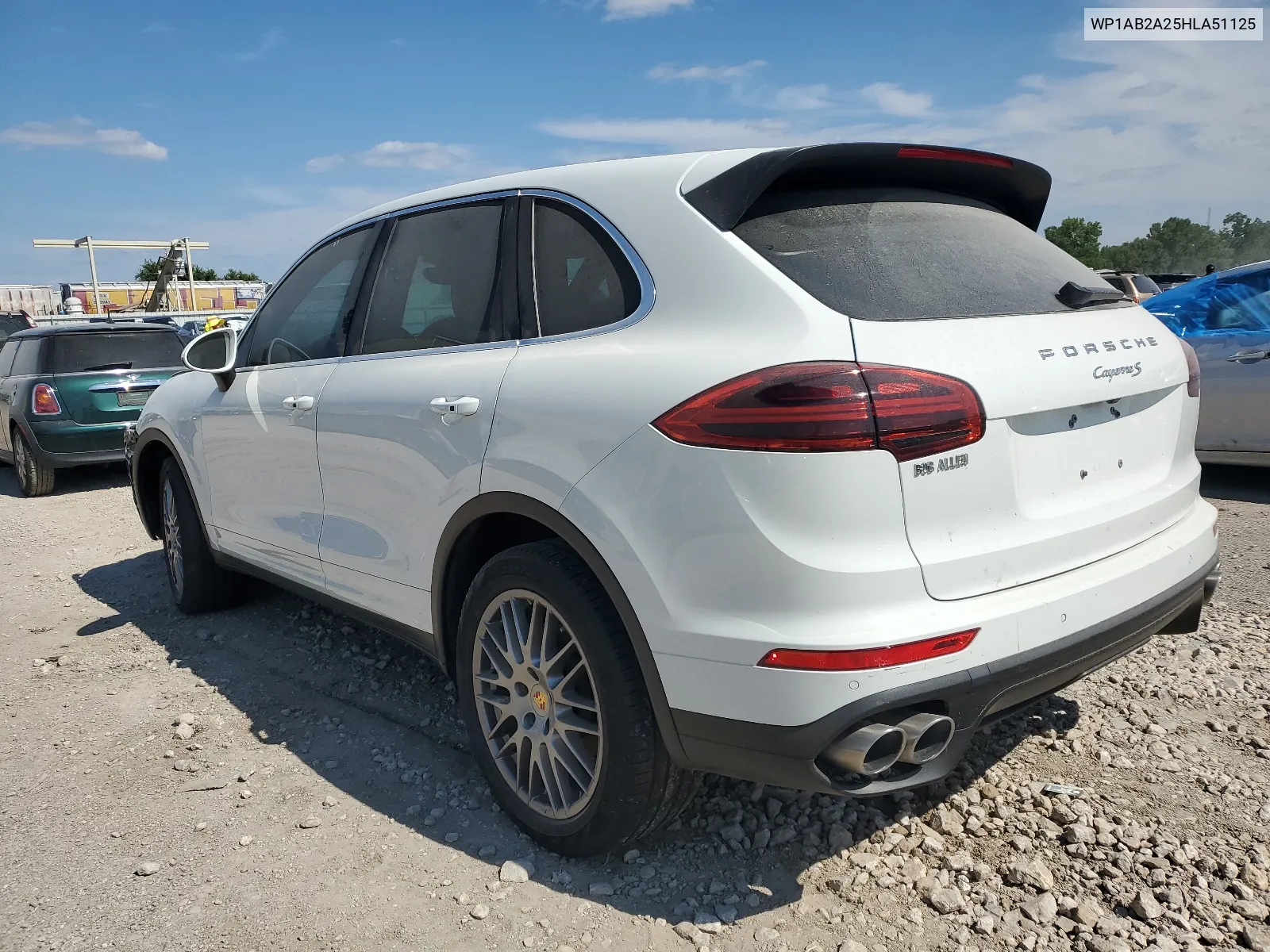 WP1AB2A25HLA51125 2017 Porsche Cayenne S