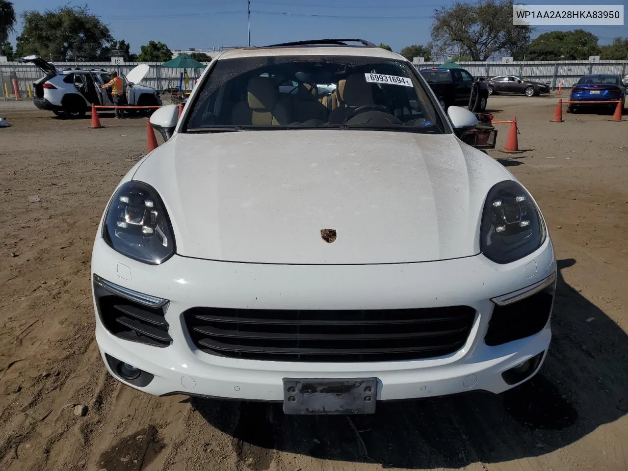 WP1AA2A28HKA83950 2017 Porsche Cayenne