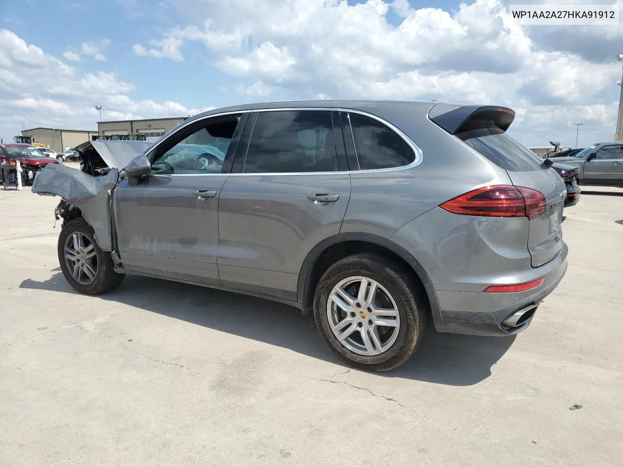 WP1AA2A27HKA91912 2017 Porsche Cayenne