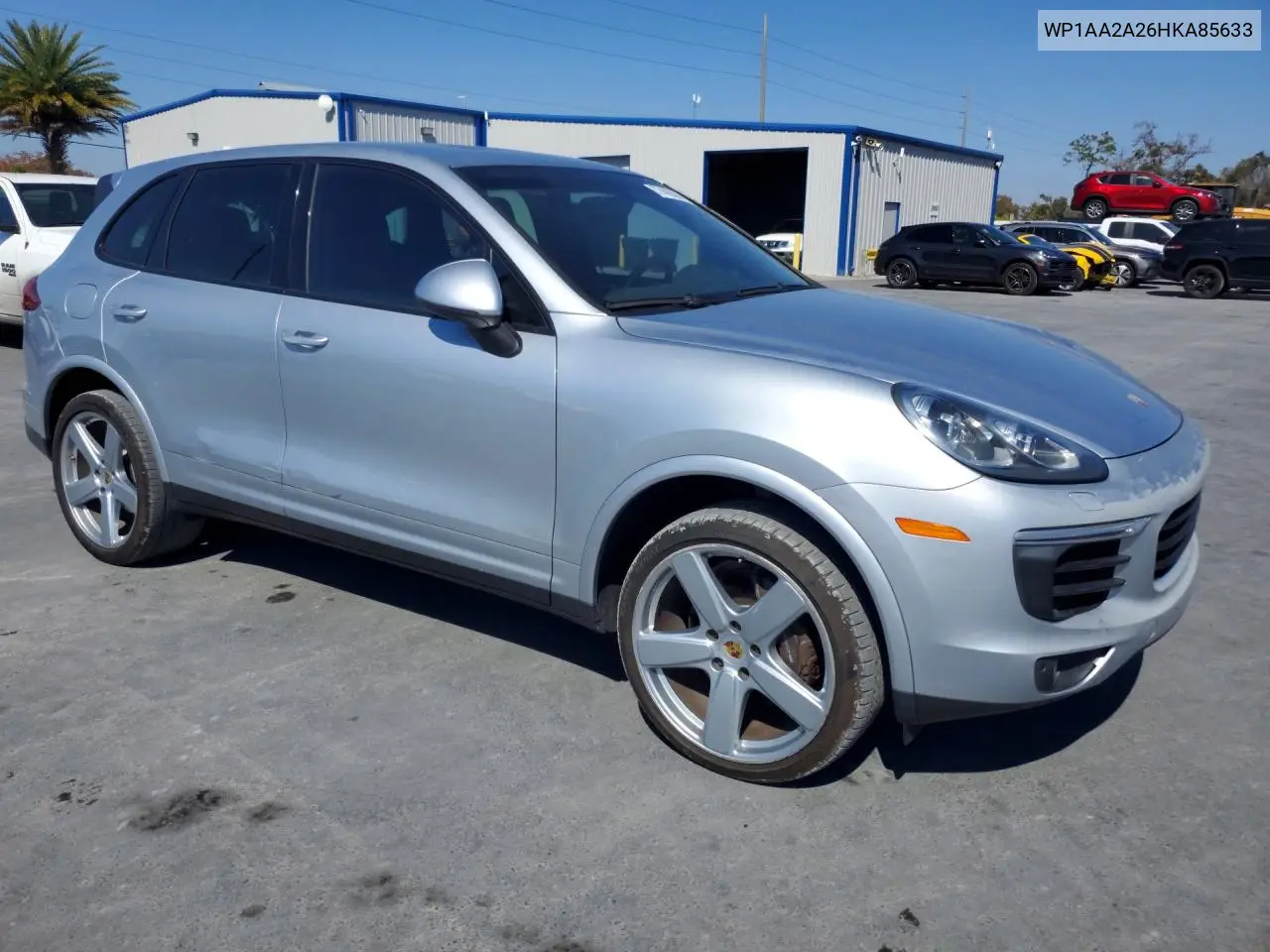 WP1AA2A26HKA85633 2017 Porsche Cayenne