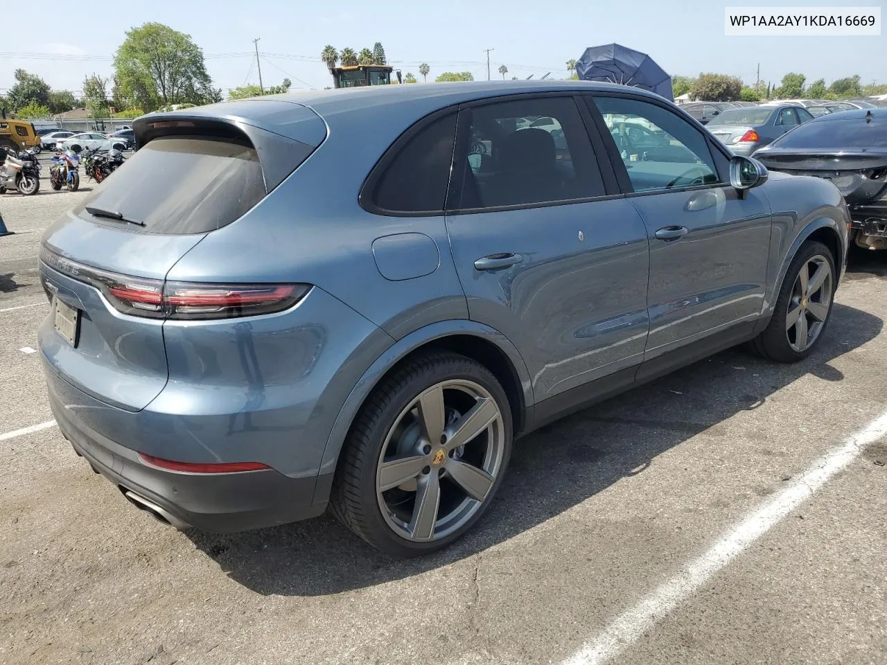 WP1AA2AY1KDA16669 2019 Porsche Cayenne