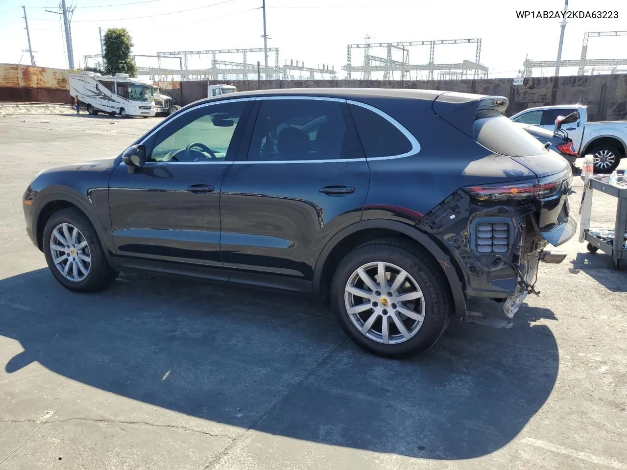 2019 Porsche Cayenne S VIN: WP1AB2AY2KDA63223 Lot: 61087424