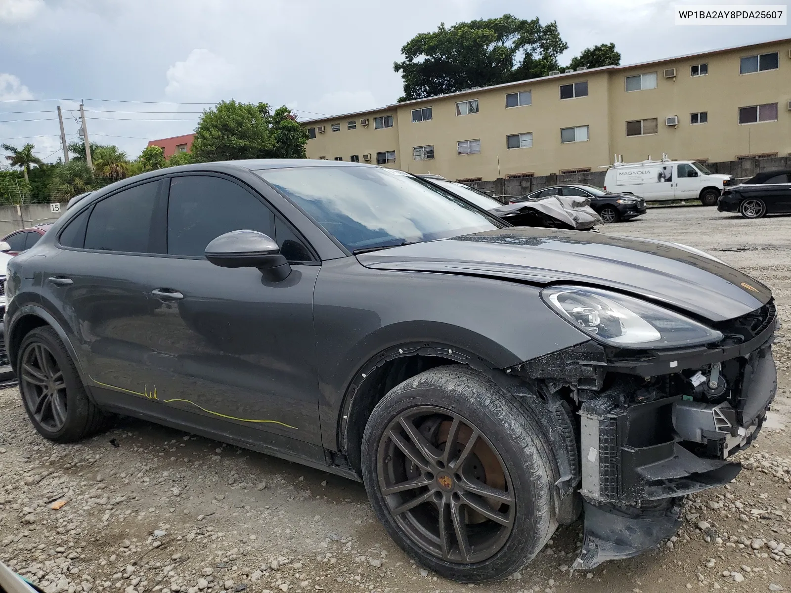 WP1BA2AY8PDA25607 2023 Porsche Cayenne Coupe