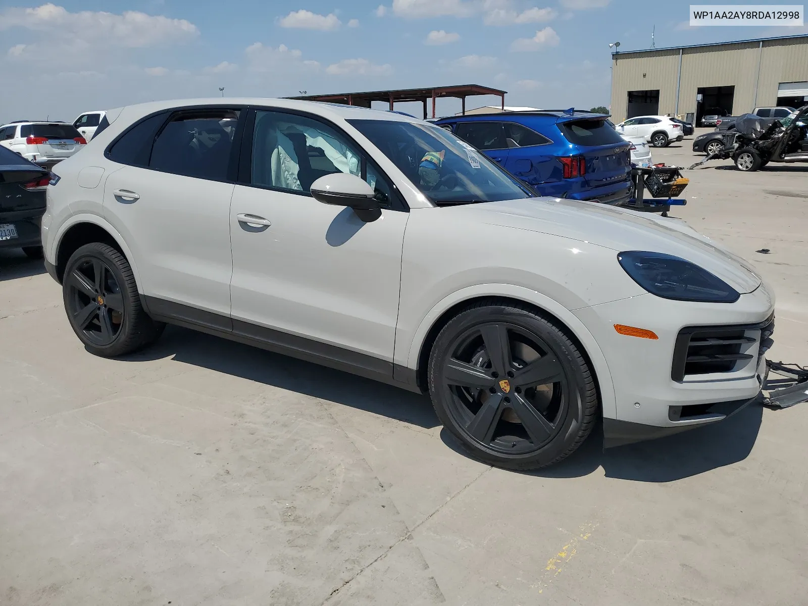 WP1AA2AY8RDA12998 2024 Porsche Cayenne