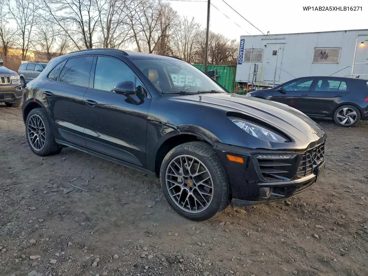 WP1AB2A5XHLB16271 2017 Porsche Macan S