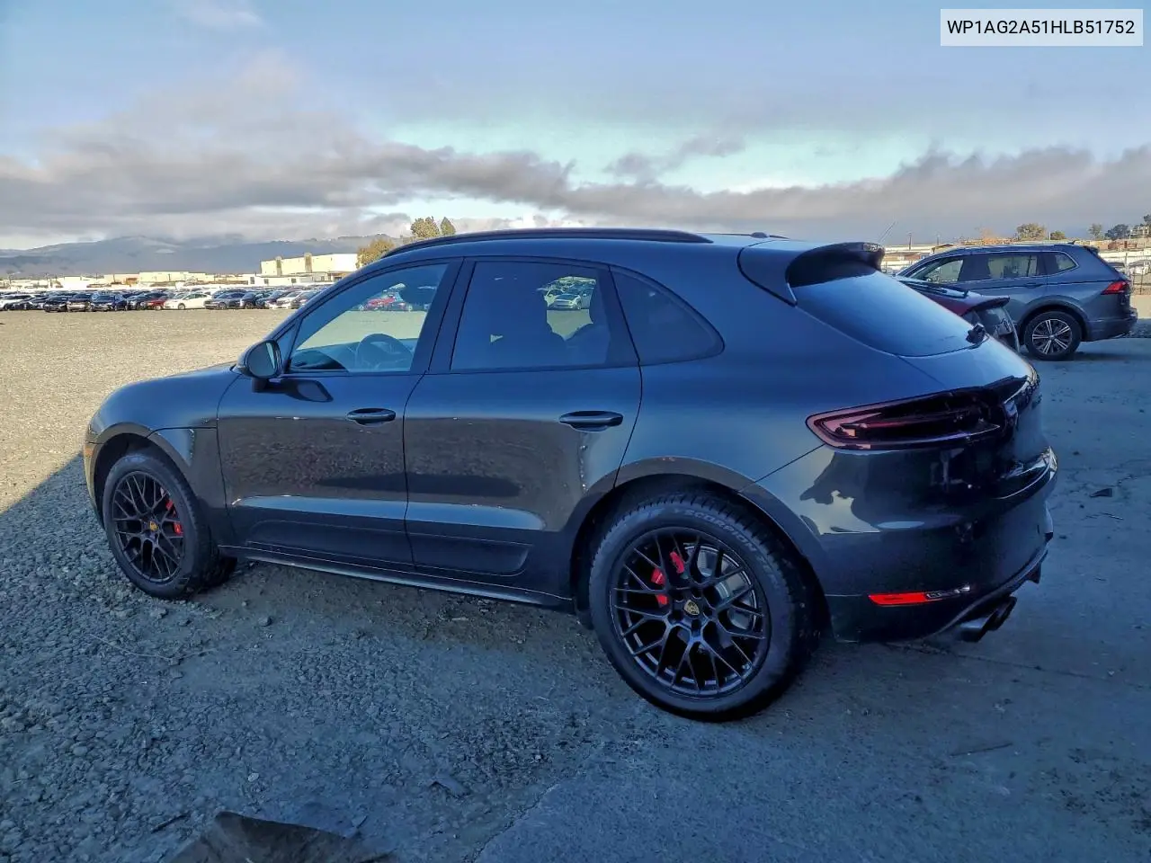 WP1AG2A51HLB51752 2017 Porsche Macan Gts