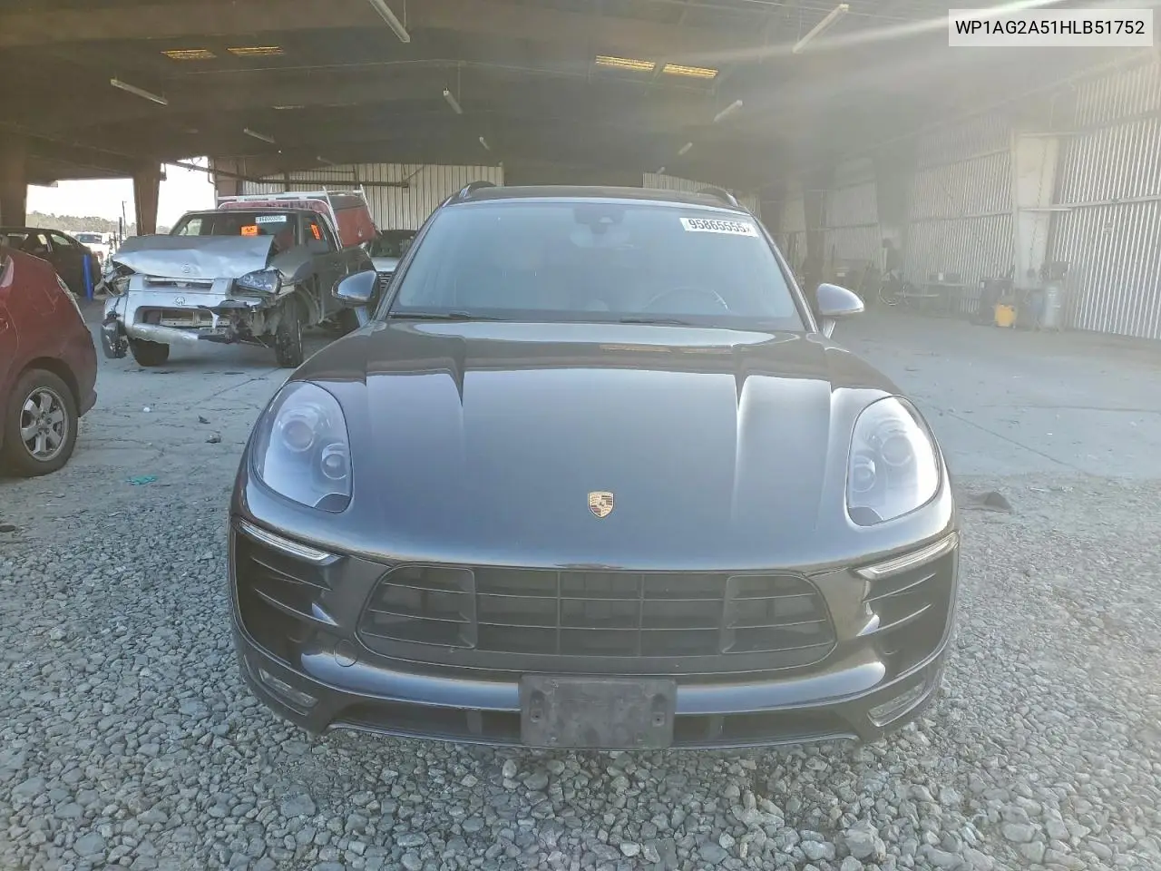WP1AG2A51HLB51752 2017 Porsche Macan Gts
