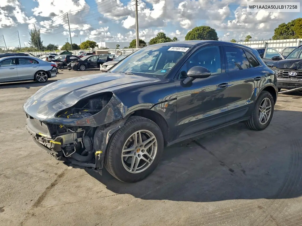 WP1AA2A50JLB17258 2018 Porsche Macan