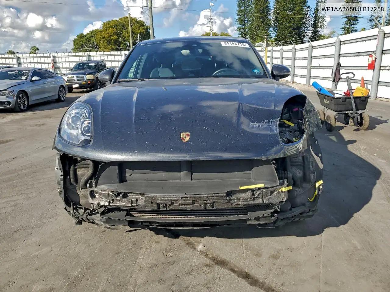 WP1AA2A50JLB17258 2018 Porsche Macan