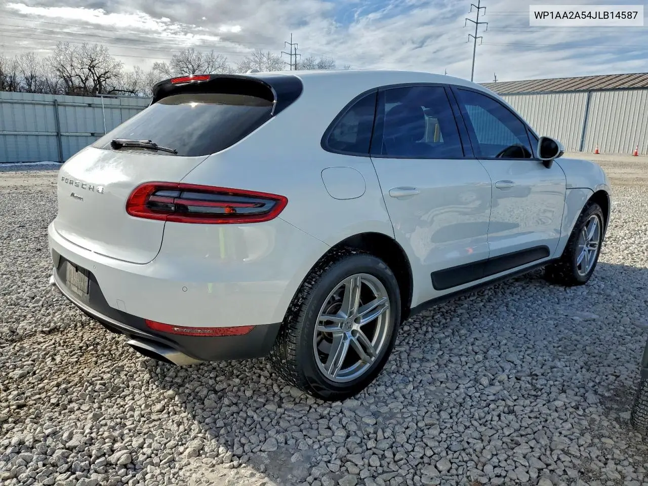 WP1AA2A54JLB14587 2018 Porsche Macan