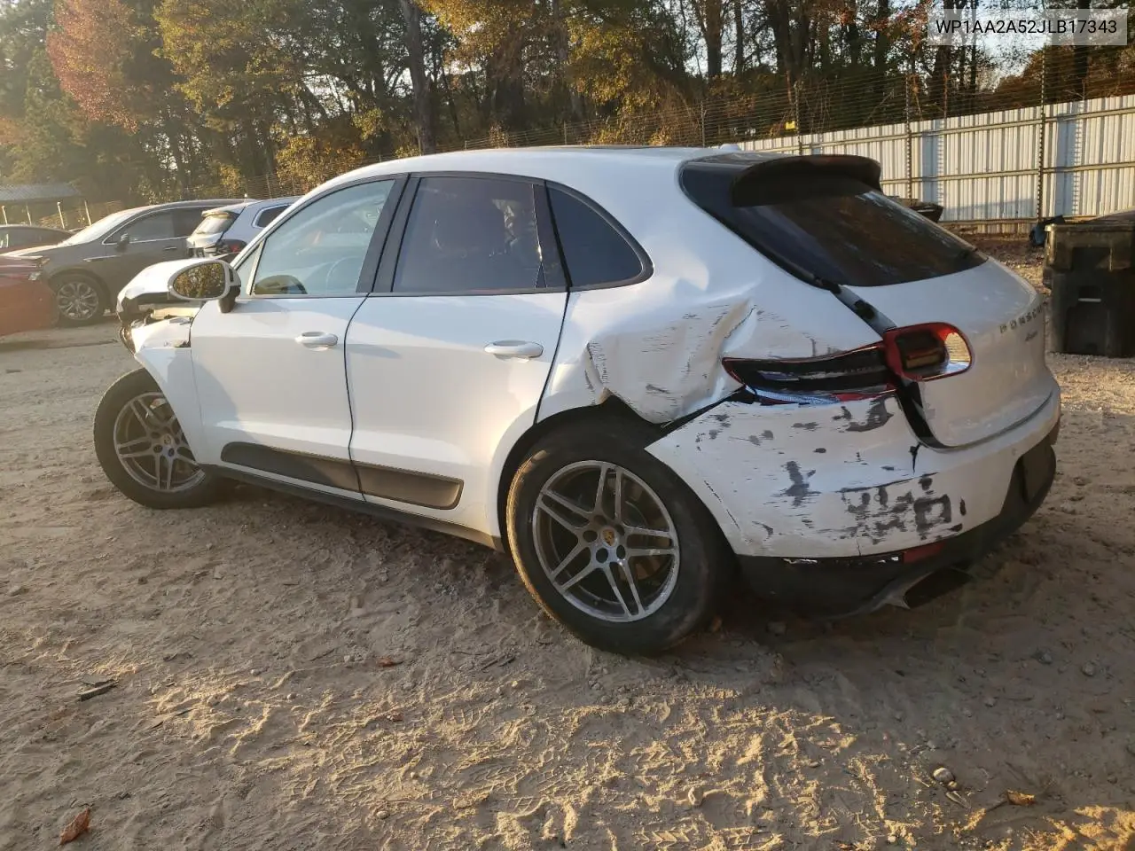 WP1AA2A52JLB17343 2018 Porsche Macan
