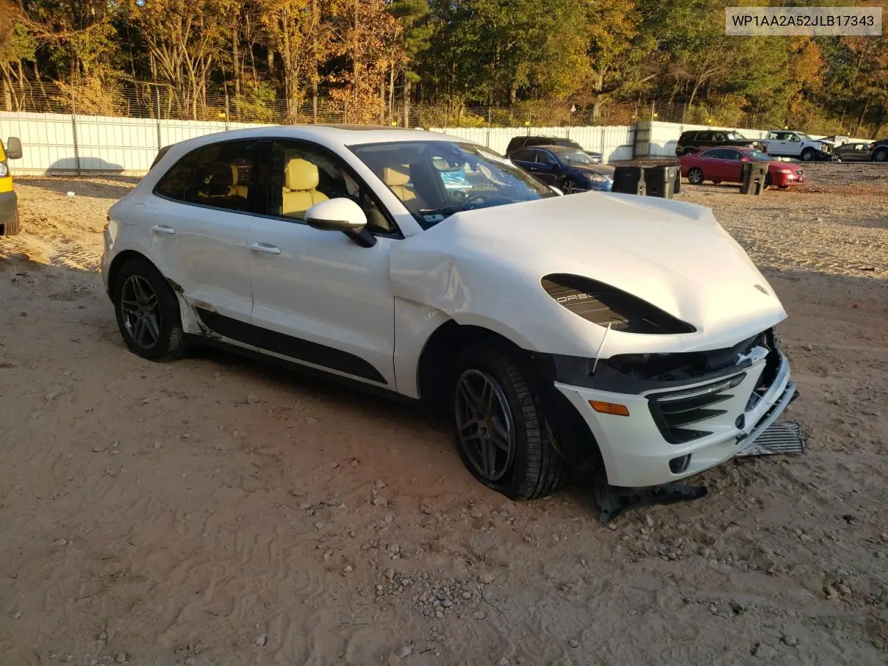 WP1AA2A52JLB17343 2018 Porsche Macan