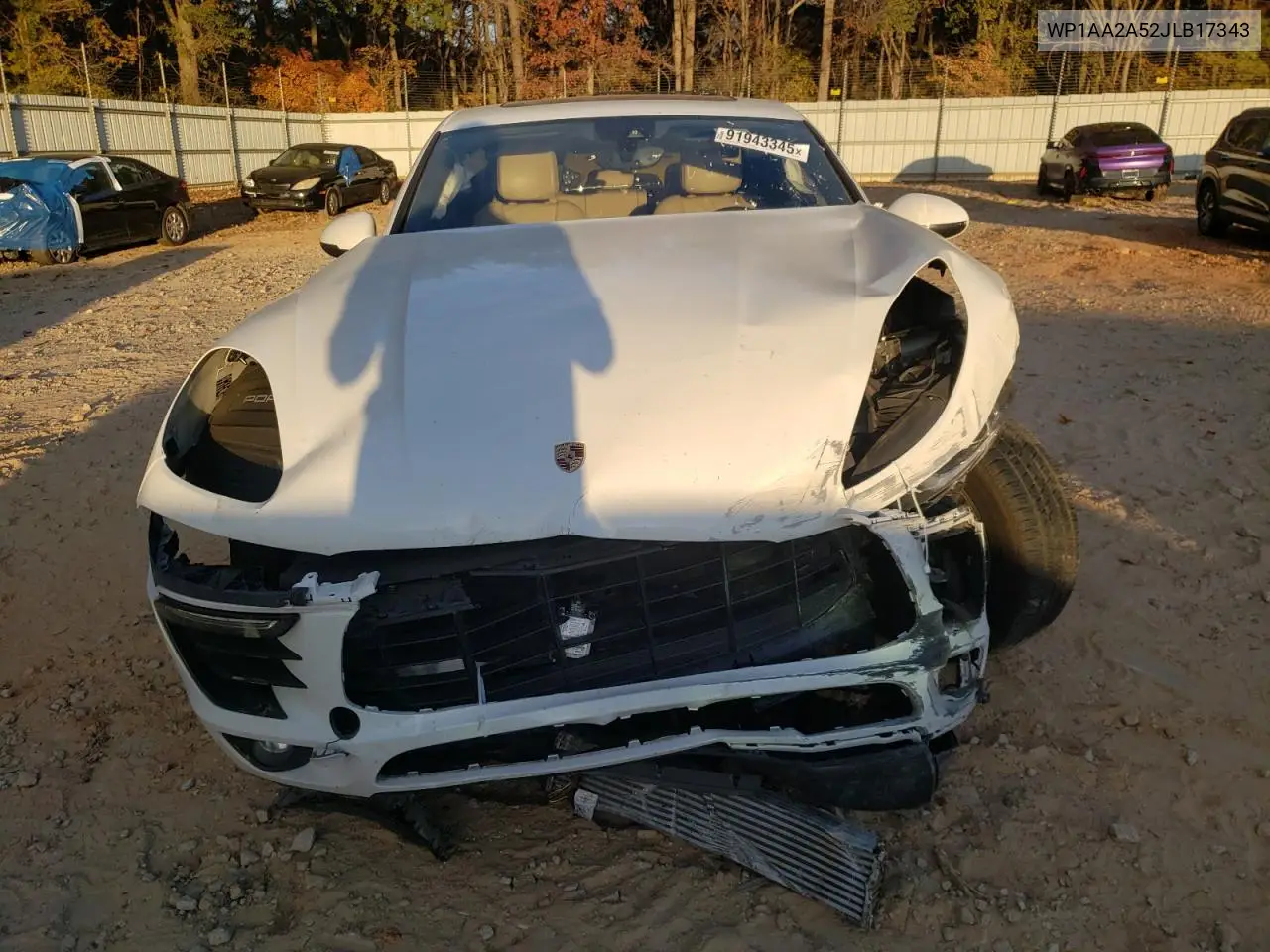 WP1AA2A52JLB17343 2018 Porsche Macan