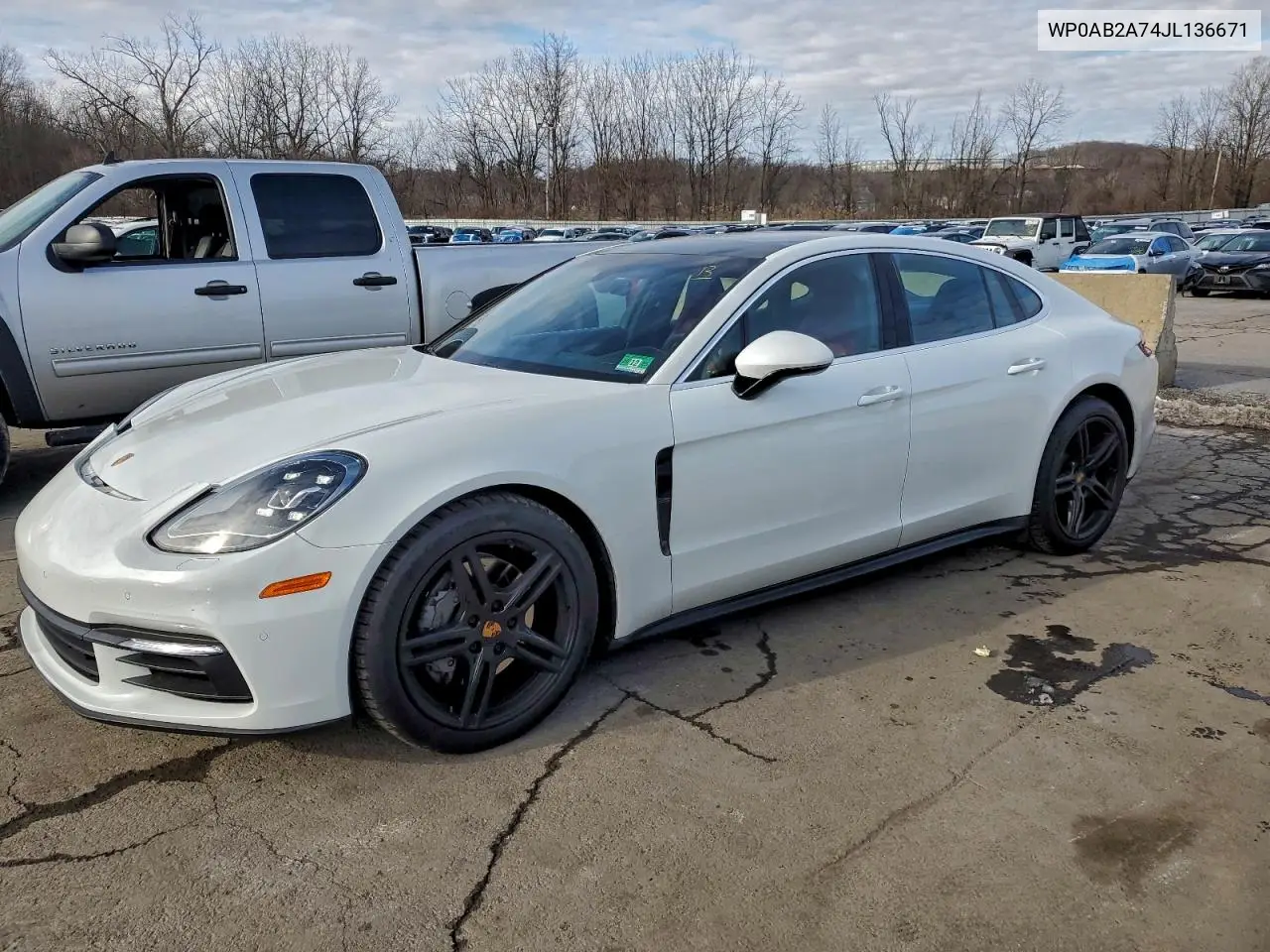 WP0AB2A74JL136671 2018 Porsche Panamera 4S