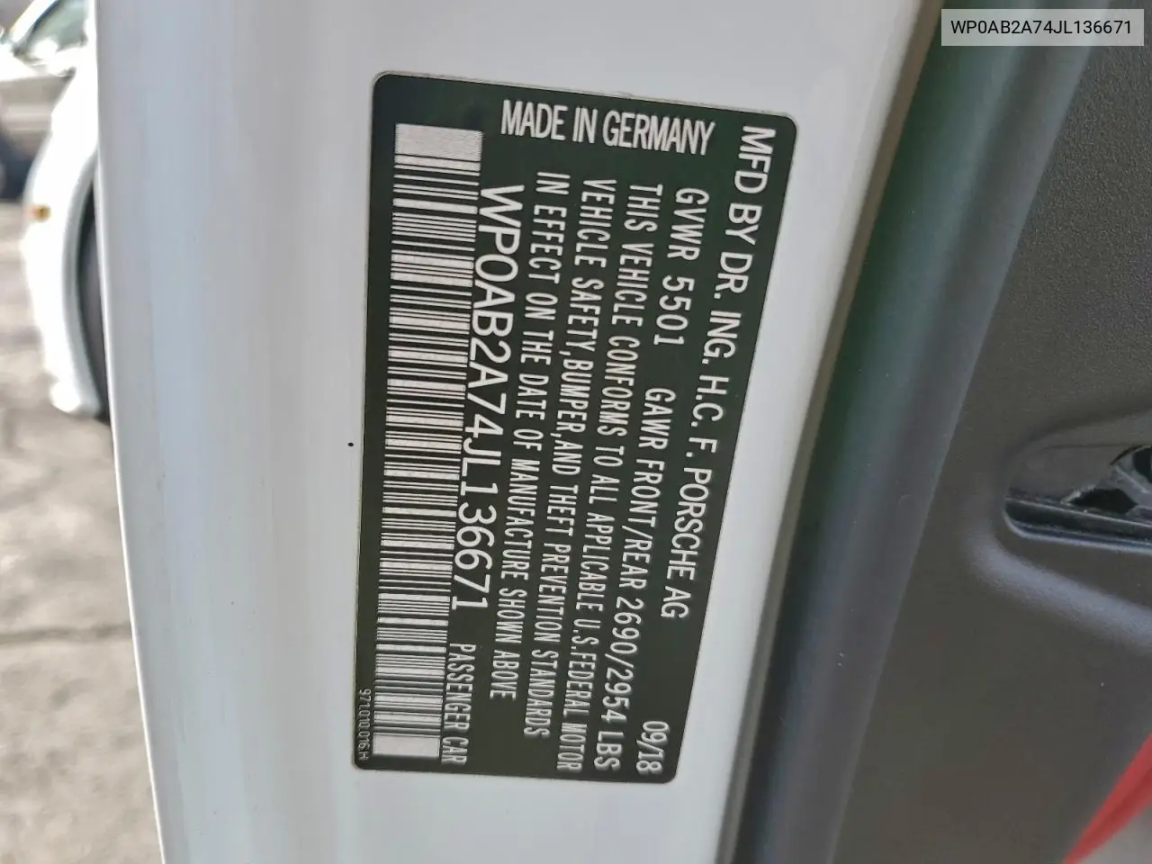 WP0AB2A74JL136671 2018 Porsche Panamera 4S