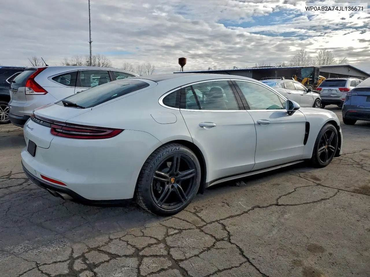 WP0AB2A74JL136671 2018 Porsche Panamera 4S