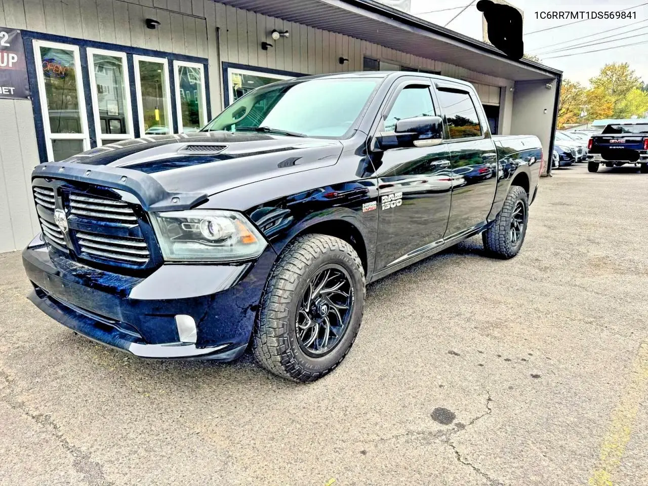 1C6RR7MT1DS569841 2013 Ram 1500 Sport