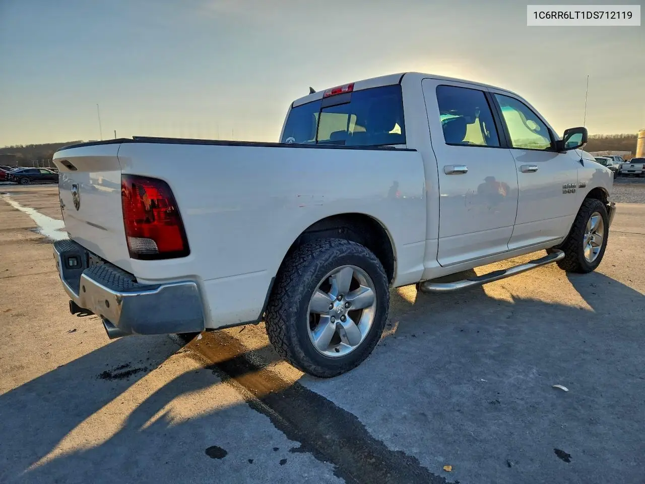 1C6RR6LT1DS712119 2013 Ram 1500 Slt