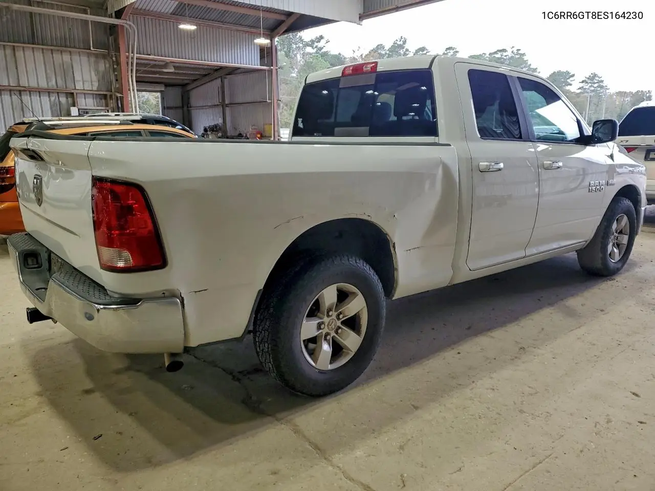 1C6RR6GT8ES164230 2014 Ram 1500 Slt