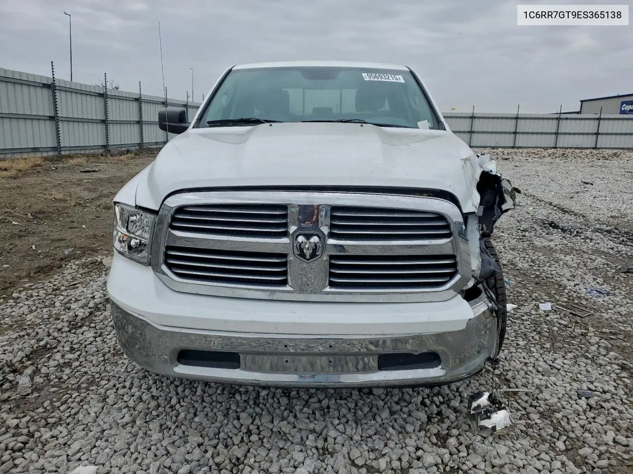 1C6RR7GT9ES365138 2014 Ram 1500 Slt