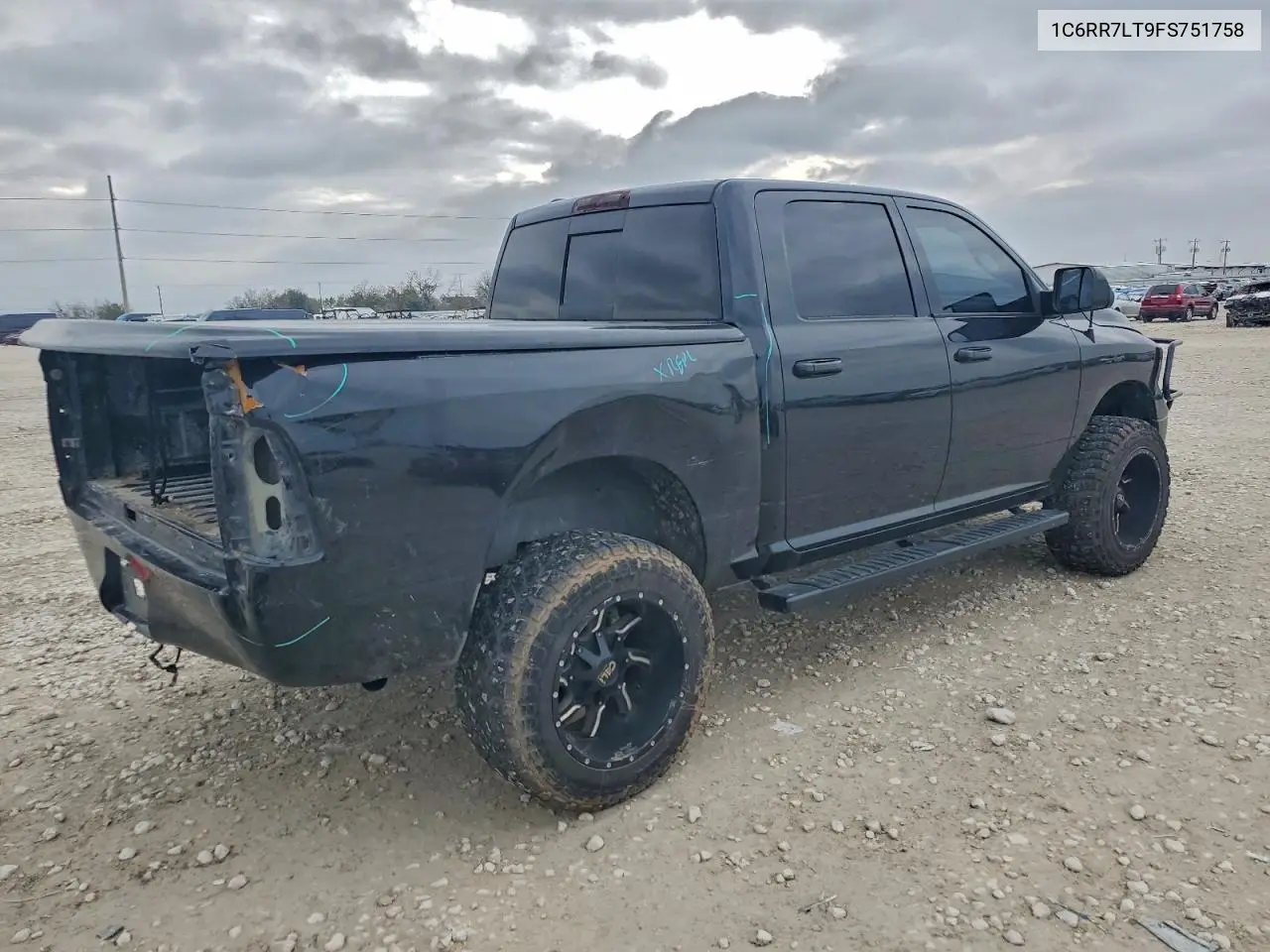 1C6RR7LT9FS751758 2015 Ram 1500 Slt