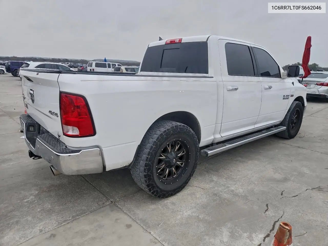 1C6RR7LT0FS662046 2015 Ram 1500 Slt