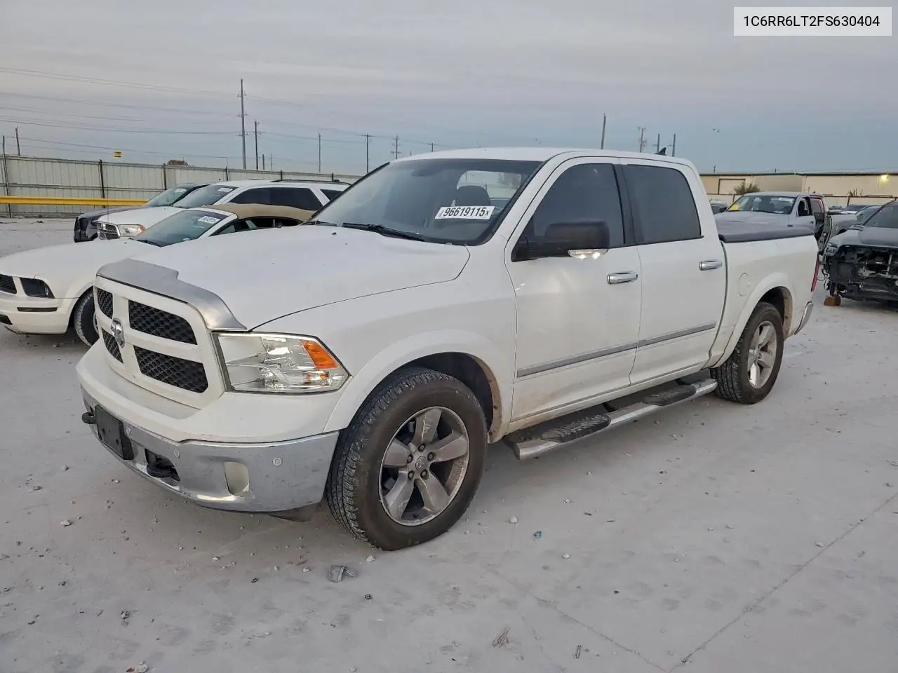 1C6RR6LT2FS630404 2015 Ram 1500 Slt