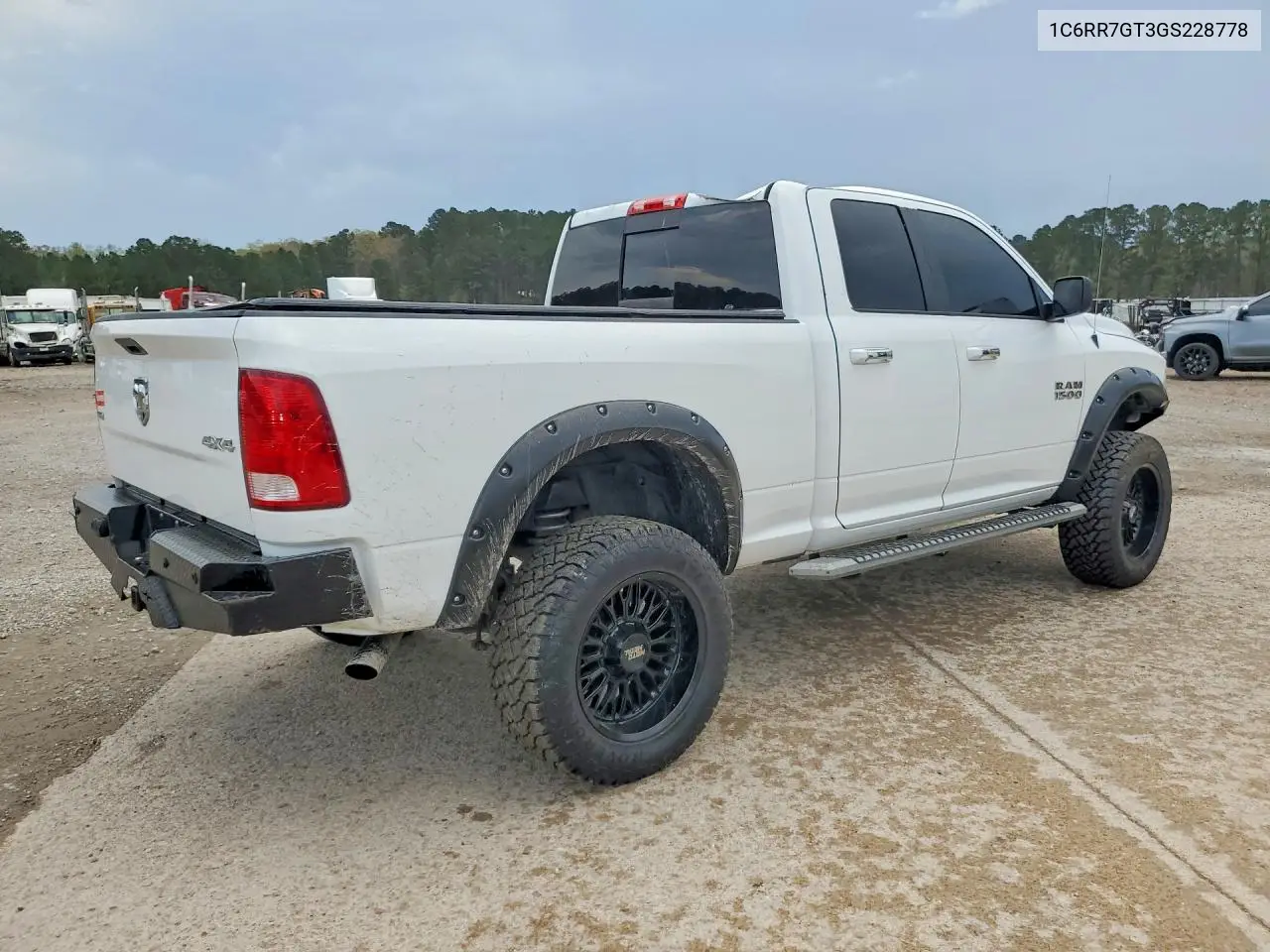 1C6RR7GT3GS228778 2016 Ram 1500 Slt