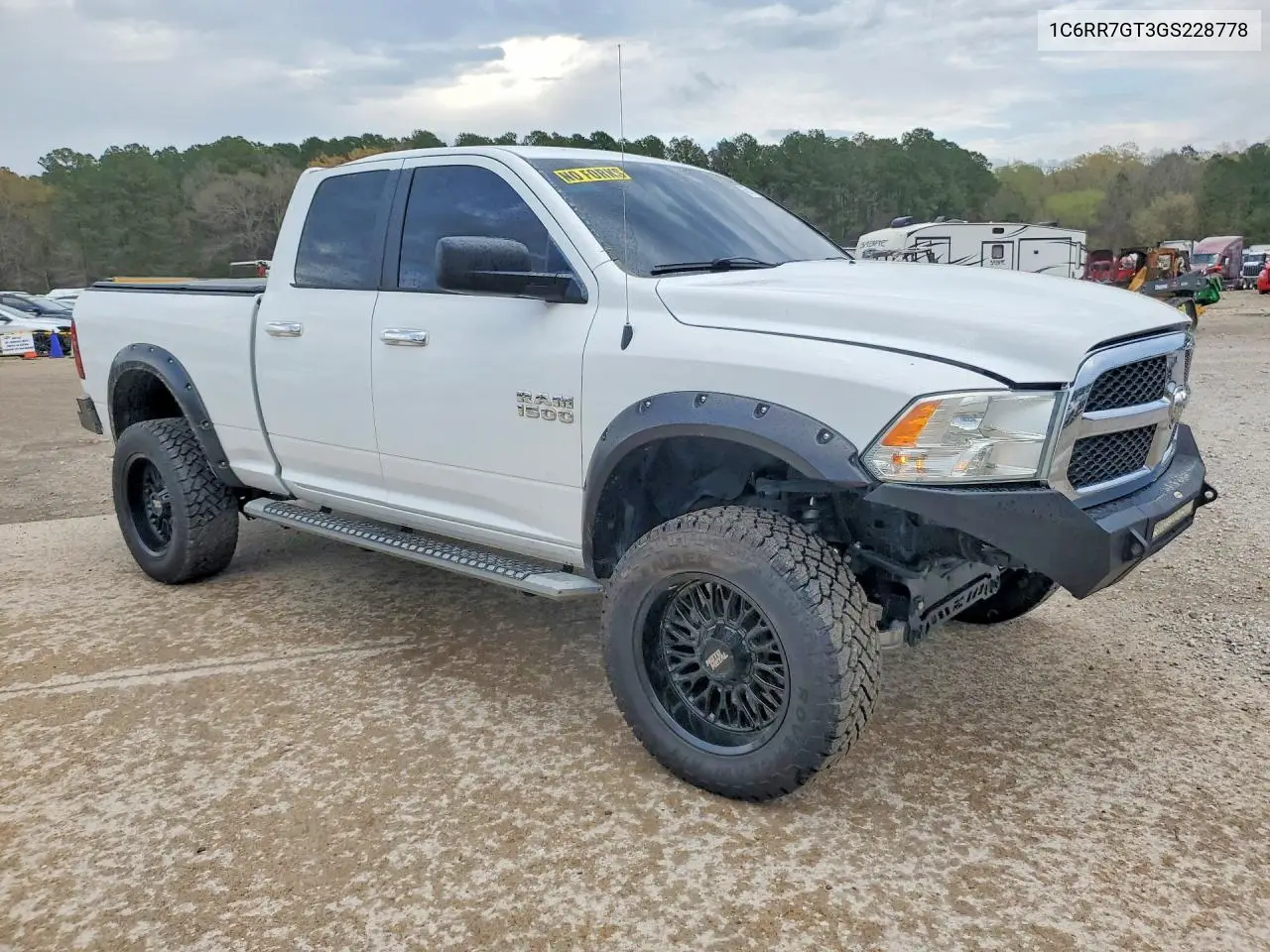 1C6RR7GT3GS228778 2016 Ram 1500 Slt