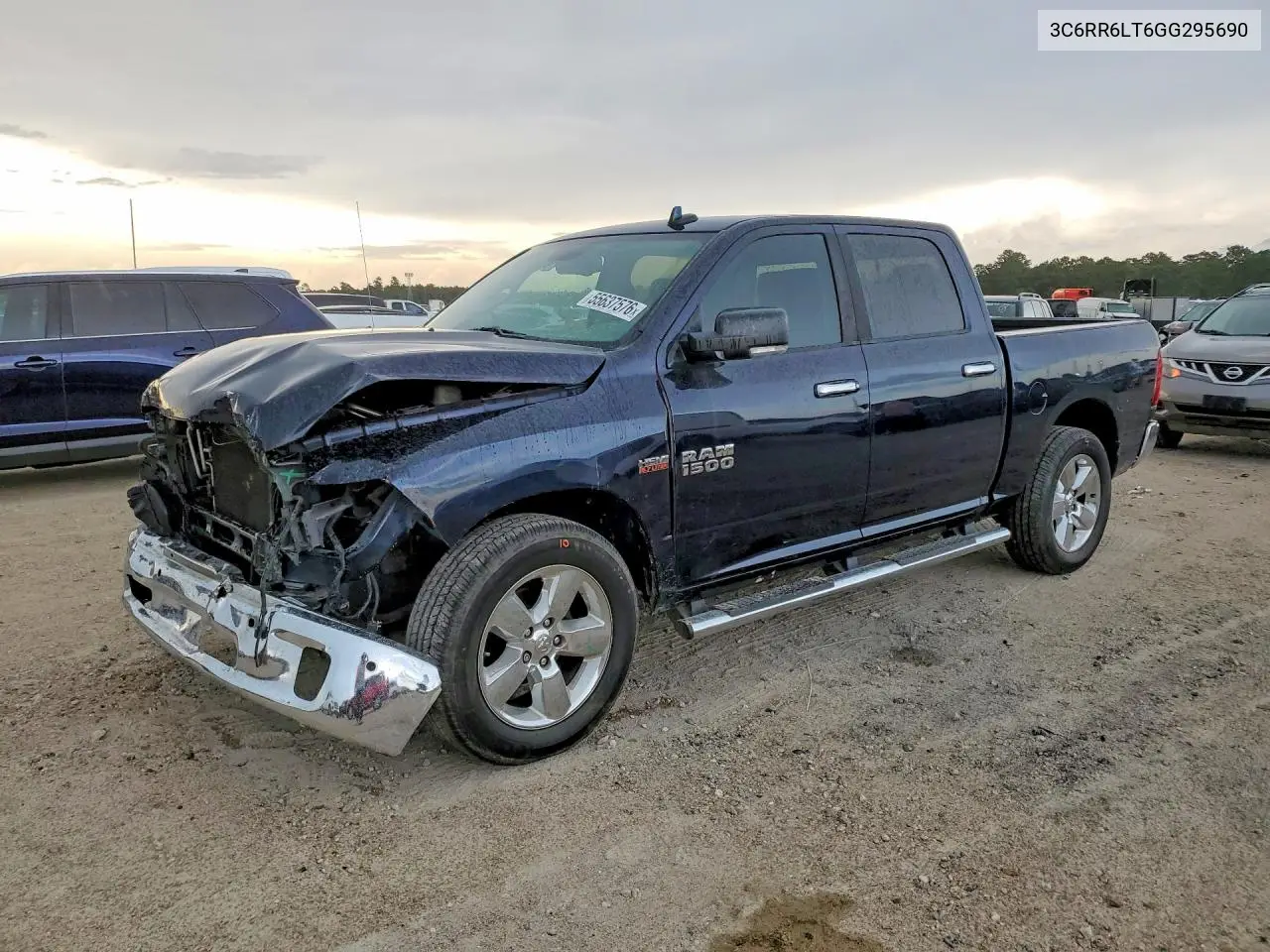 3C6RR6LT6GG295690 2016 Ram 1500 Slt