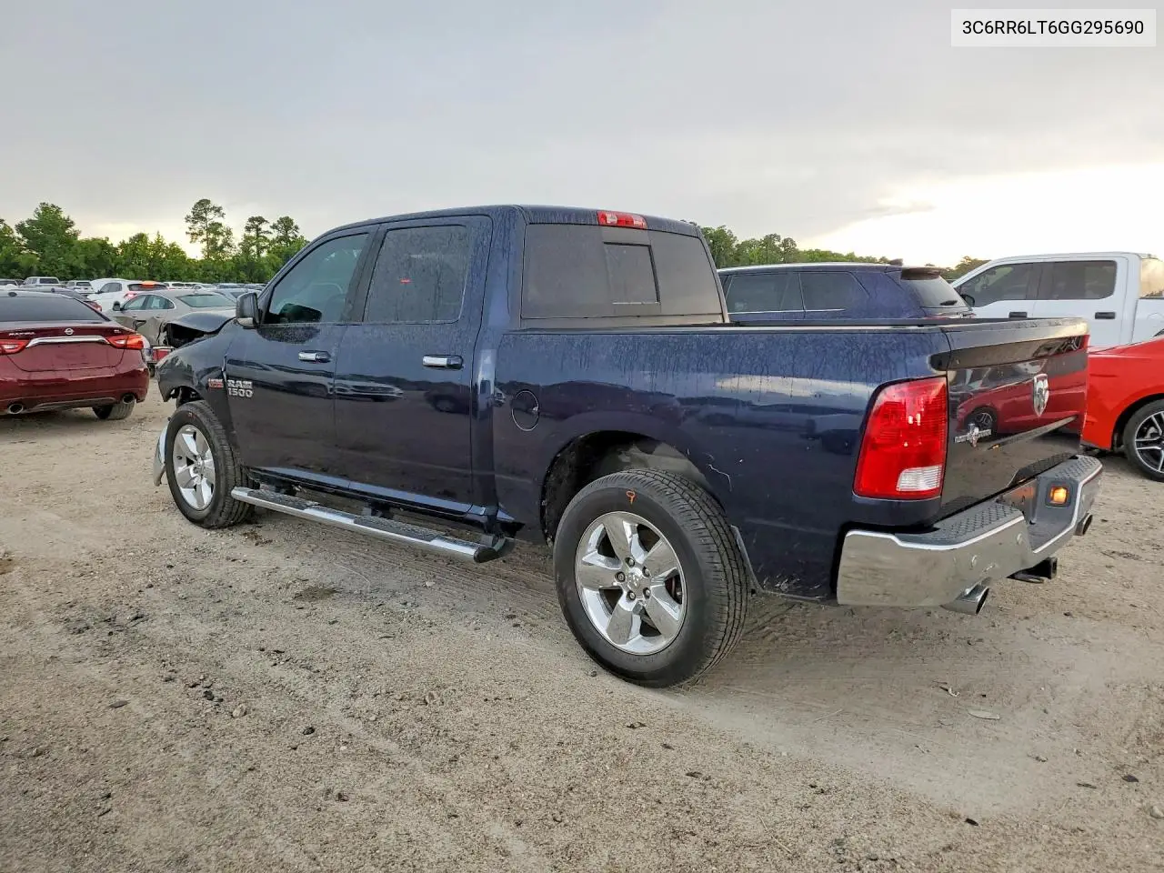 3C6RR6LT6GG295690 2016 Ram 1500 Slt