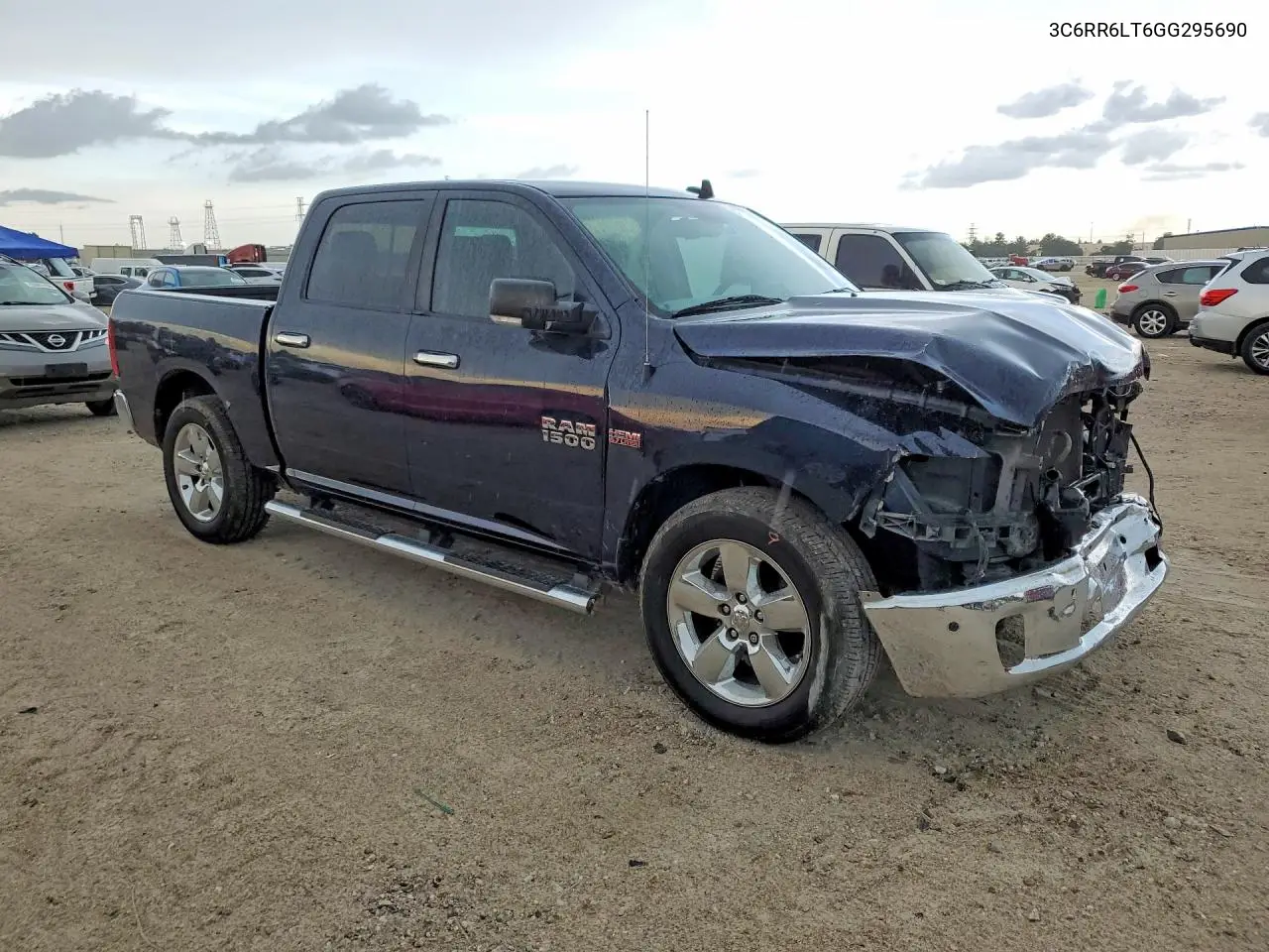 3C6RR6LT6GG295690 2016 Ram 1500 Slt