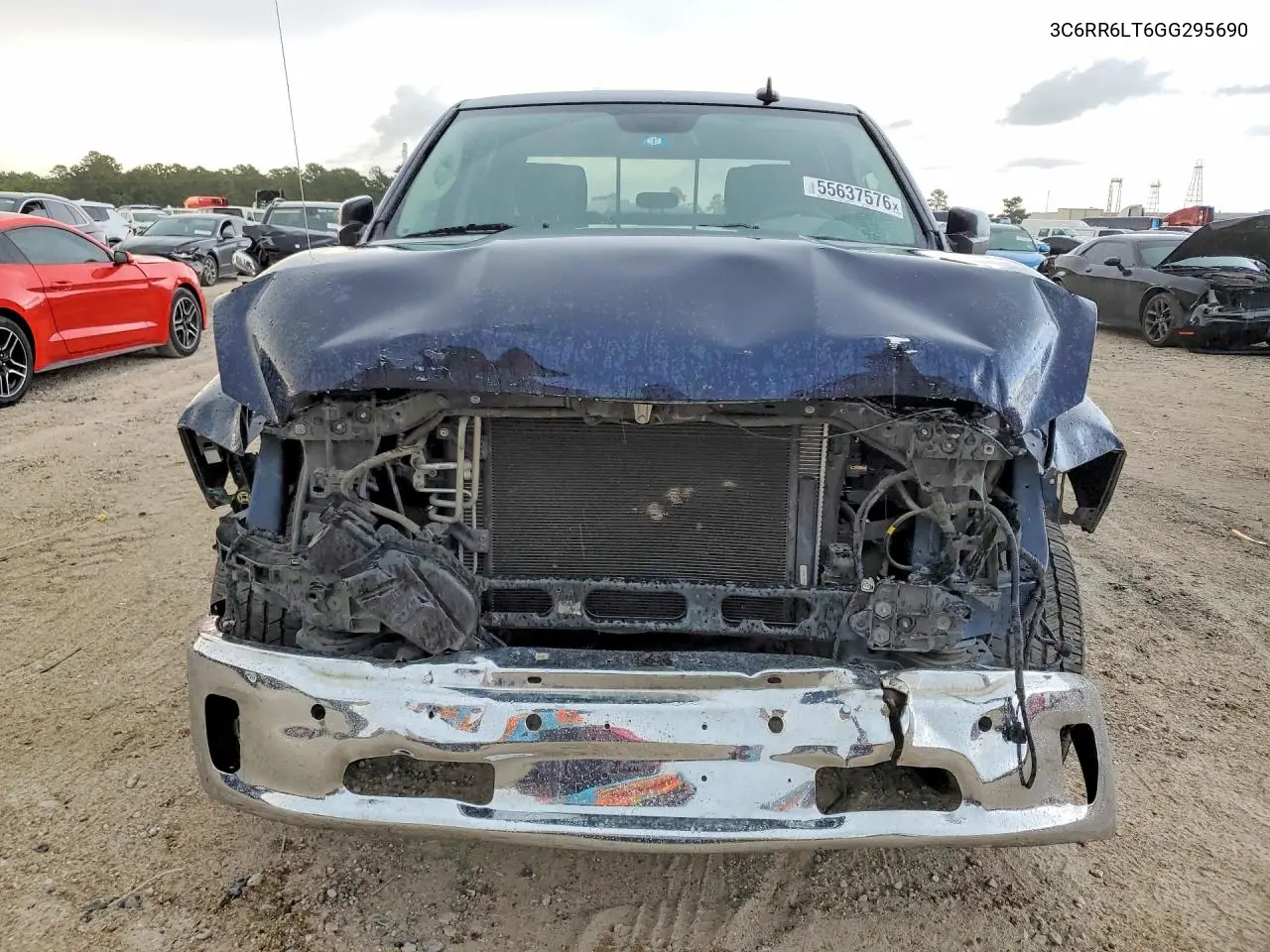 3C6RR6LT6GG295690 2016 Ram 1500 Slt