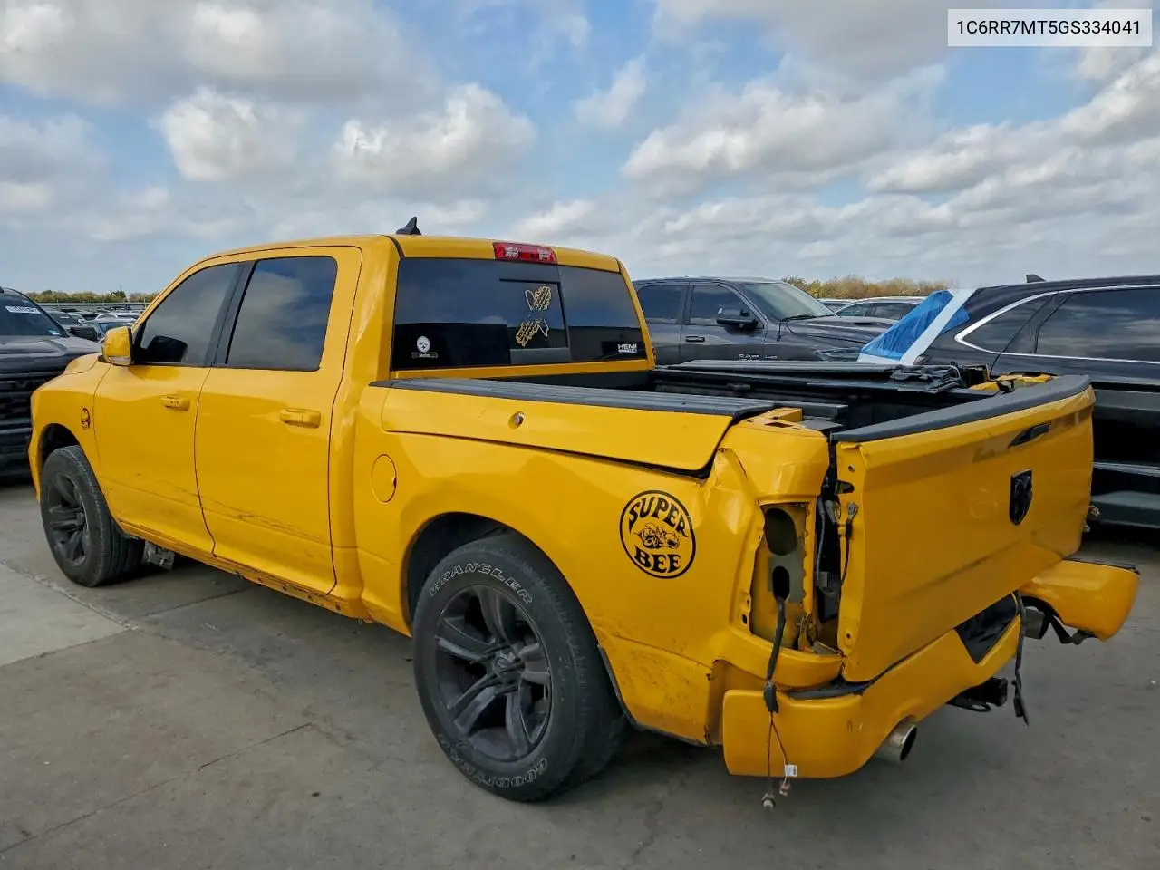 1C6RR7MT5GS334041 2016 Ram 1500 Sport