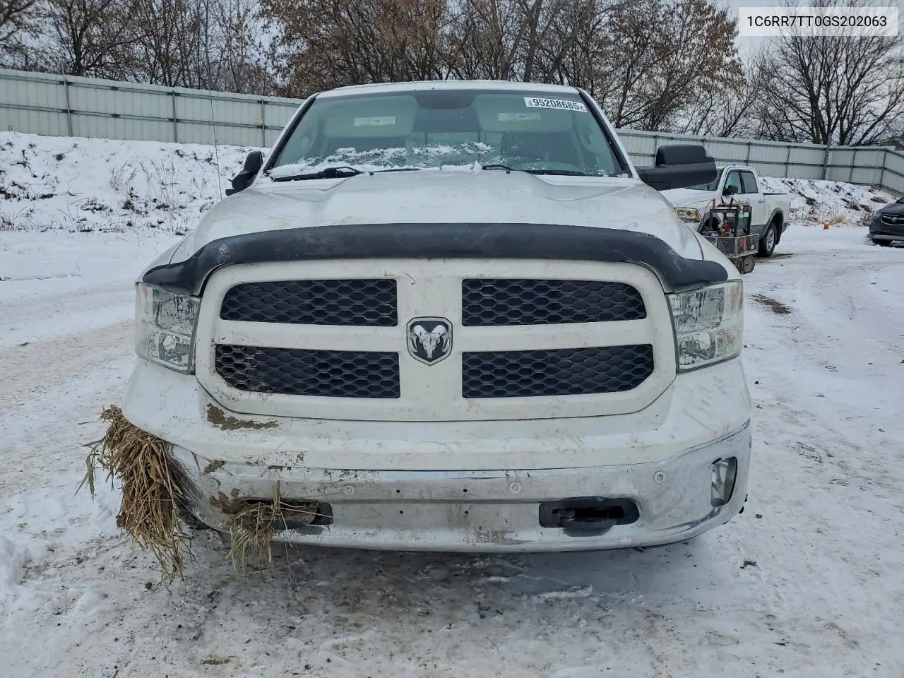1C6RR7TT0GS202063 2016 Ram 1500 Slt