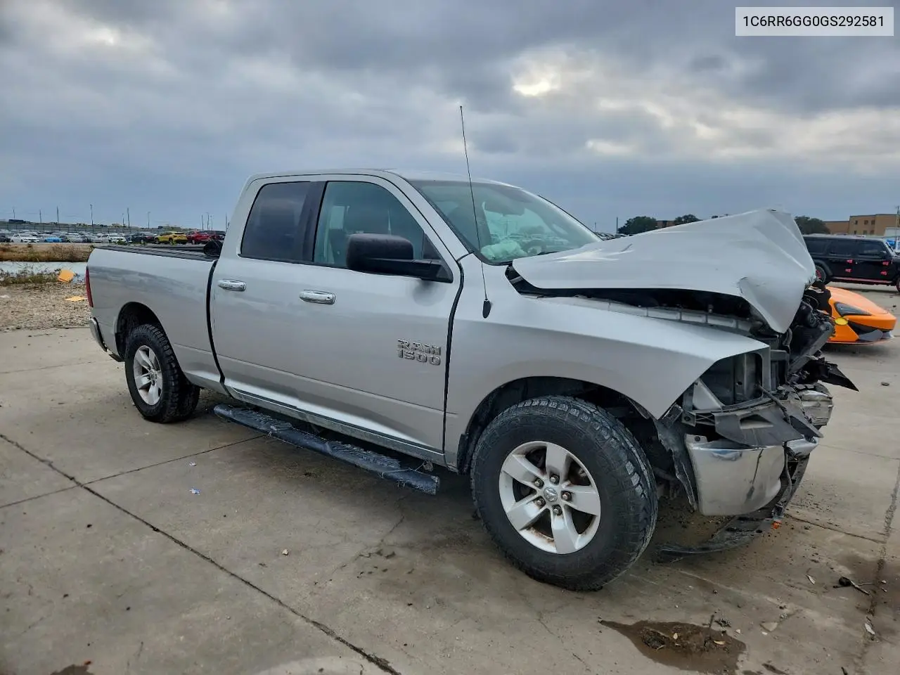 1C6RR6GG0GS292581 2016 Ram 1500 Slt