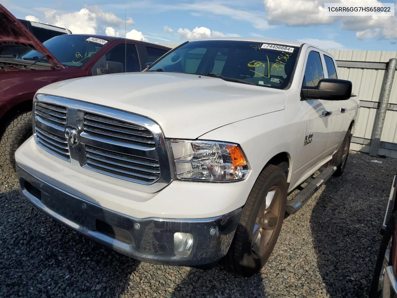 1C6RR6GG7HS658022 2017 Ram 1500 Slt