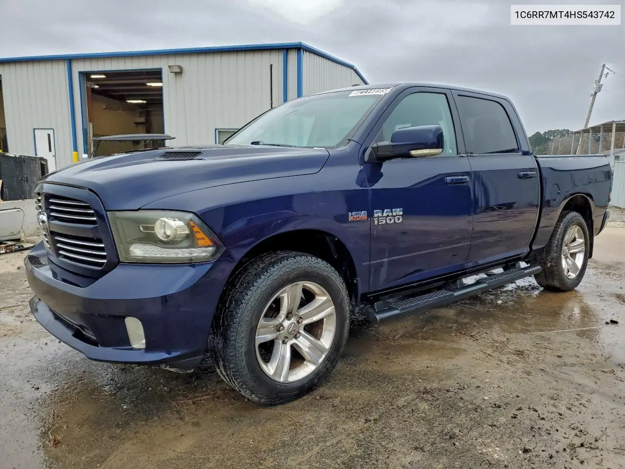 1C6RR7MT4HS543742 2017 Ram 1500 Sport
