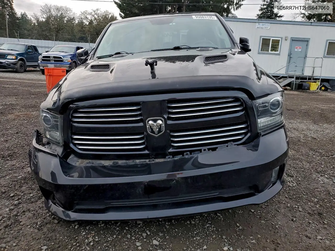 1C6RR7HT2HS647060 2017 Ram 1500 Sport