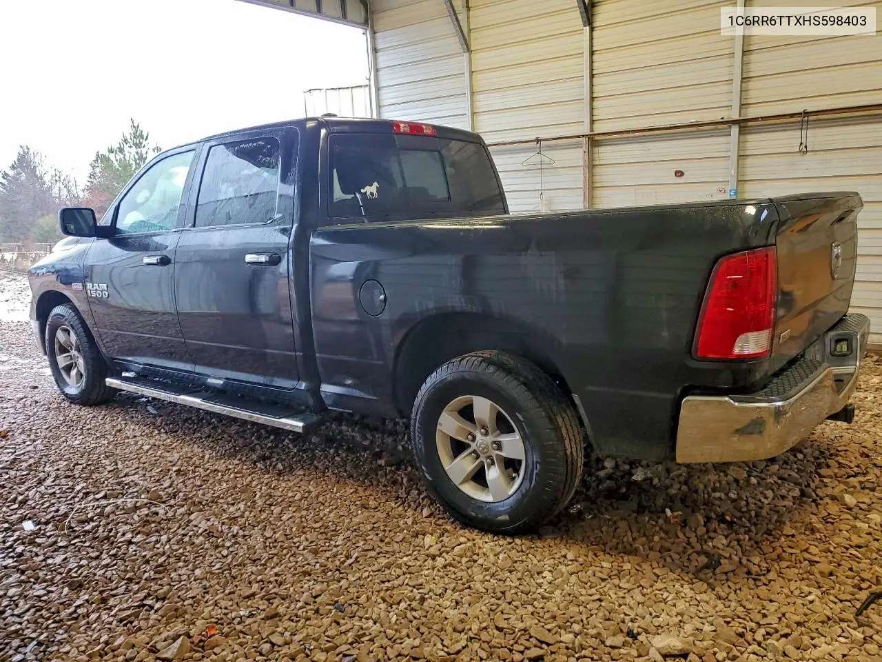 1C6RR6TTXHS598403 2017 Ram 1500 Slt