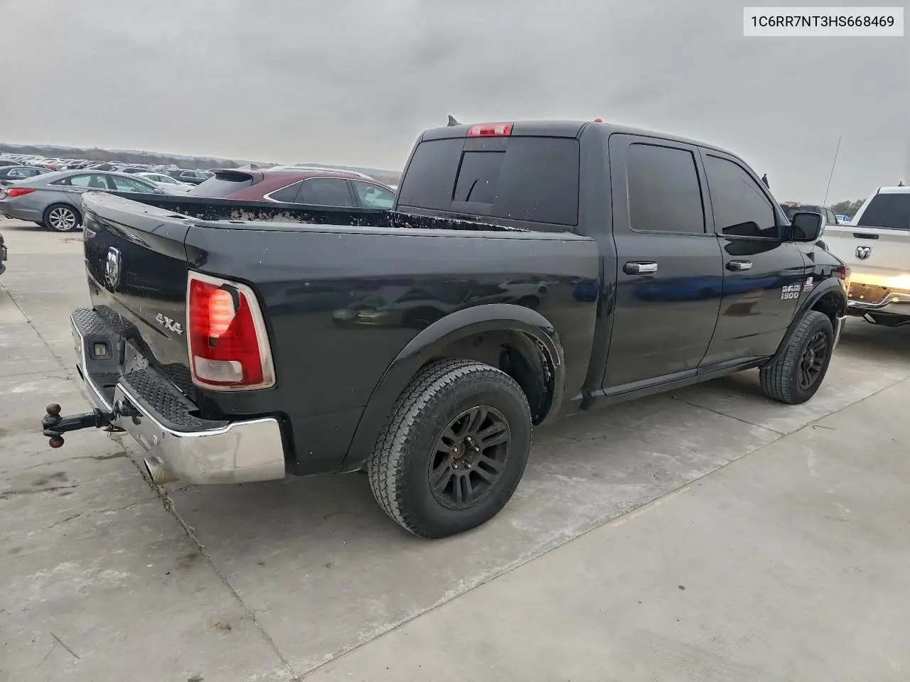 1C6RR7NT3HS668469 2017 Ram 1500 Laramie