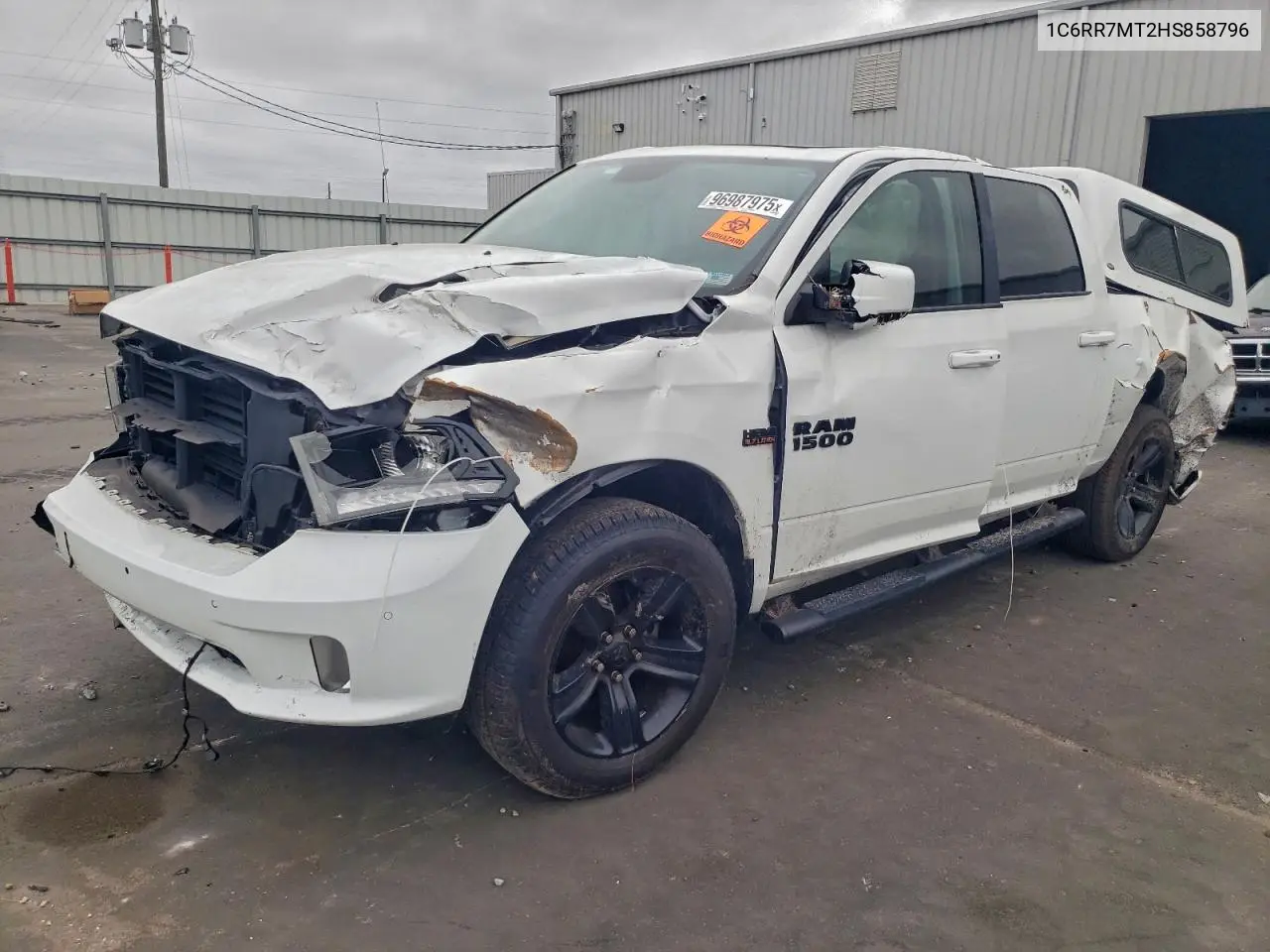 1C6RR7MT2HS858796 2017 Ram 1500 Sport