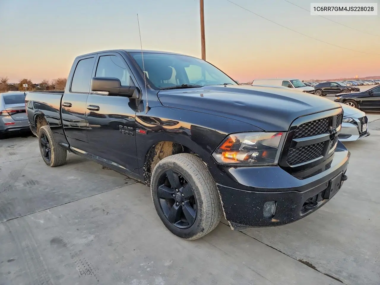 1C6RR7GM4JS228028 2018 Ram 1500 Slt