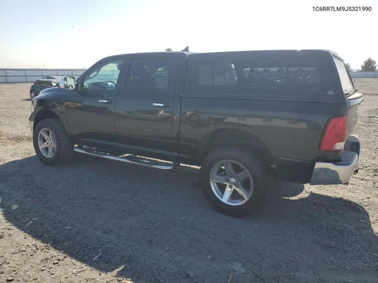 1C6RR7LM9JS321990 2018 Ram 1500 Slt