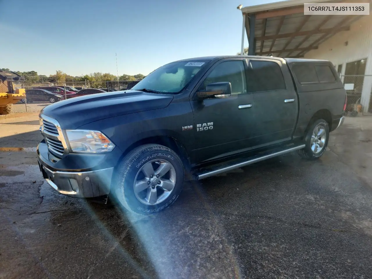 1C6RR7LT4JS111353 2018 Ram 1500 Slt