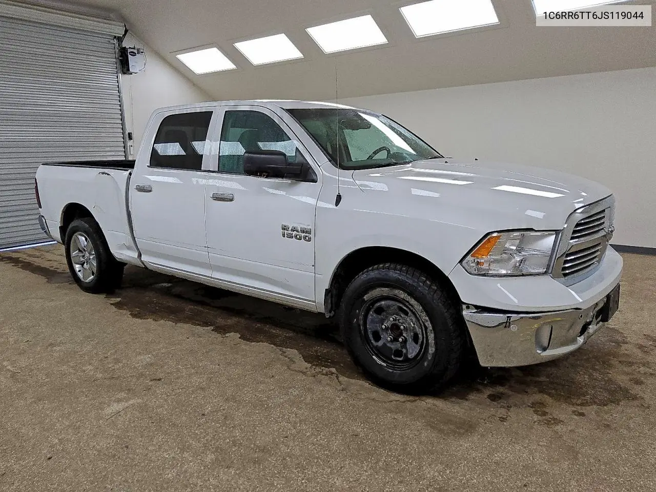 1C6RR6TT6JS119044 2018 Ram 1500 Slt