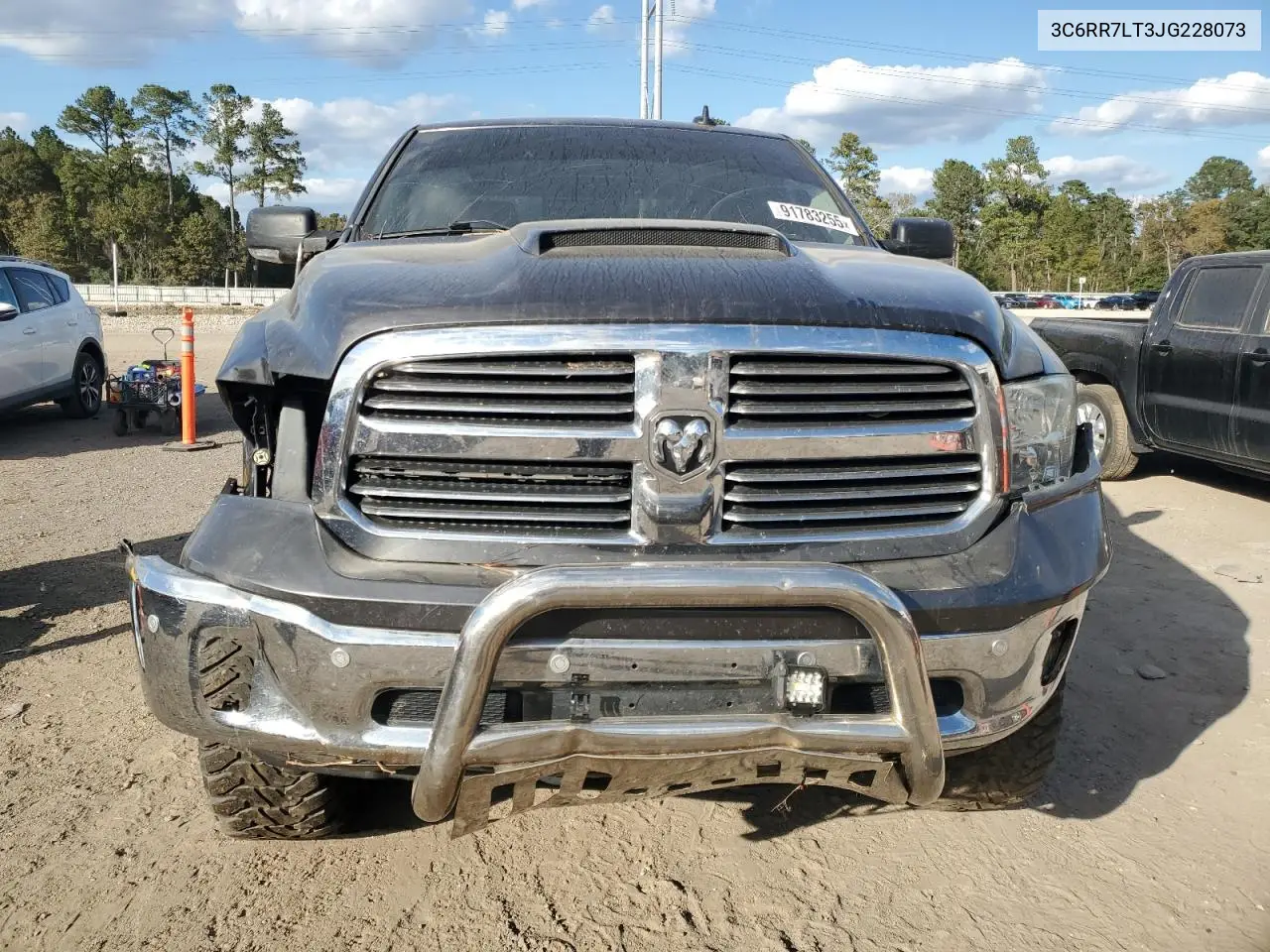 3C6RR7LT3JG228073 2018 Ram 1500 Slt